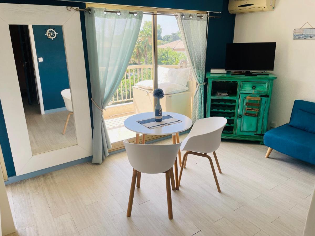 Studio De Standing Climatise, Avec Piscine, Proche De La Mer Fréjus Екстериор снимка